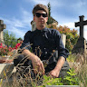 Meet your Posher, Gregory